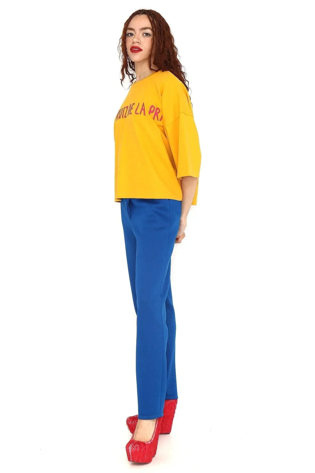 CAMISETA OVERSIZE AMARILLA ARP FUCSIA - Image 3
